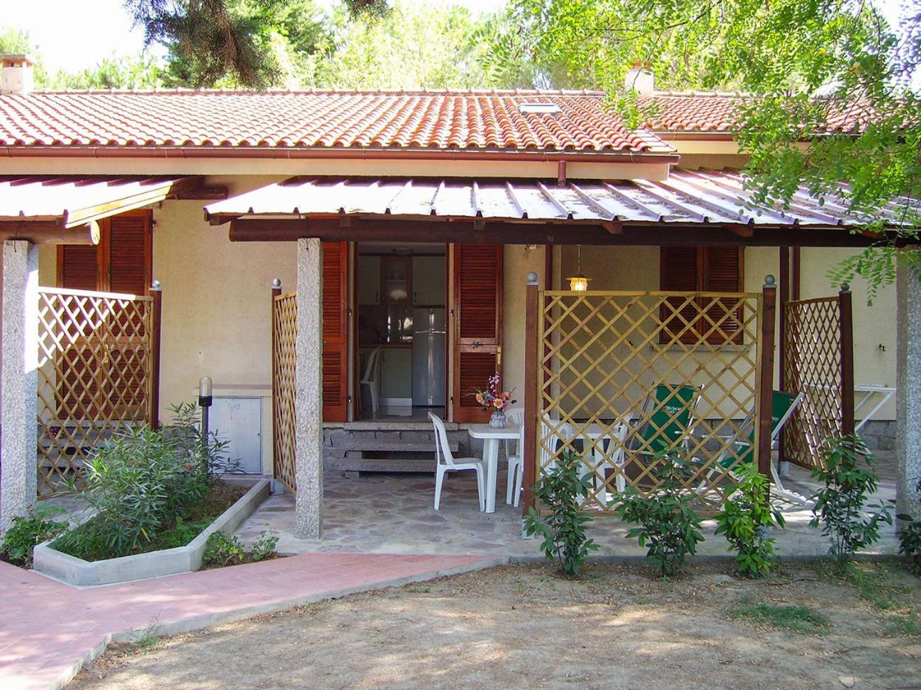 Pozzo Al Moro Village Marina di Campo Exterior photo