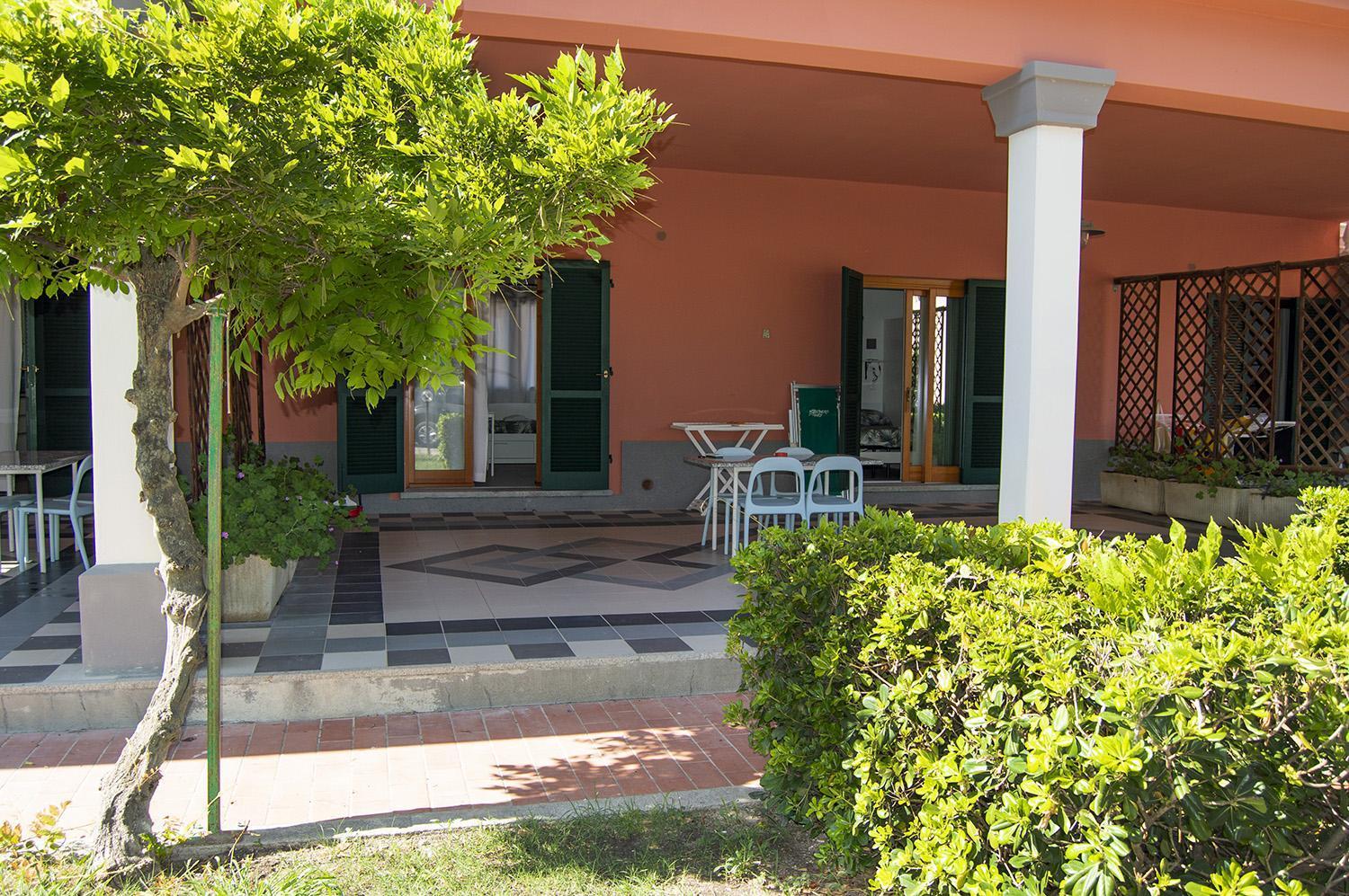 Pozzo Al Moro Village Marina di Campo Exterior photo