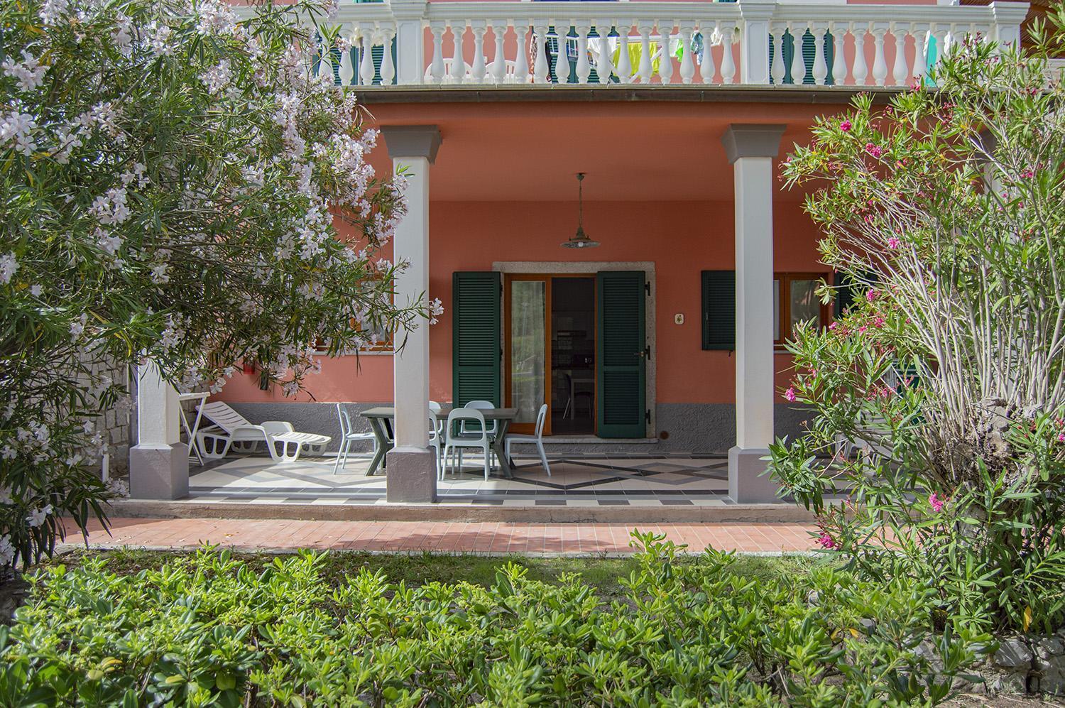 Pozzo Al Moro Village Marina di Campo Exterior photo